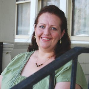 Meet your Posher, Deborah